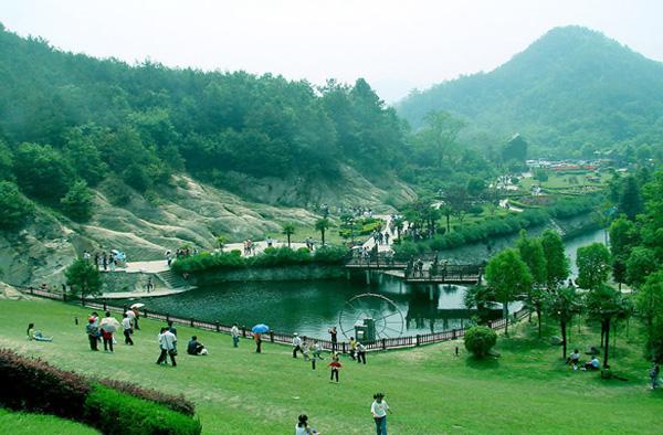 >> 武汉木兰山门票团购